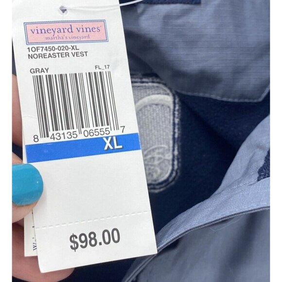 Disney Channel Employee Crew Cast Member Vest XL Vineyard Vines Noreaster New - Picture 9 of 9